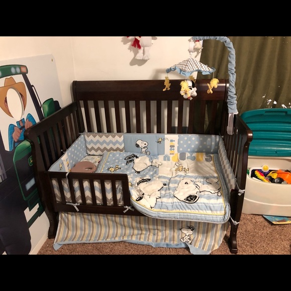 snoopy crib set